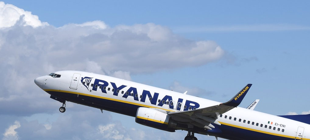 ryanair, singleurlaub, fliegen, reisen, irland, nürnberg, airplane, solo urlaub